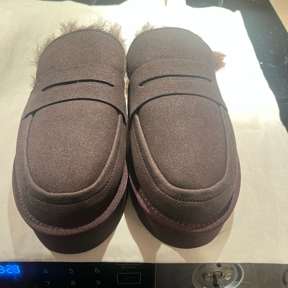 Stowe Brown Fur-Lined Loafers